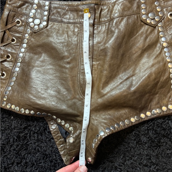 Brown leather studded hot shorts from H&M - Picture 11 of 12